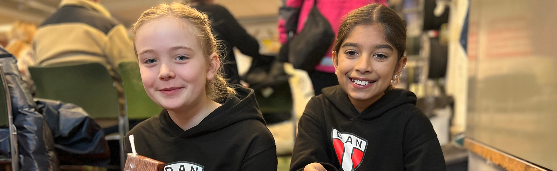 Ea og Nora til DM ungdom_slide_poster